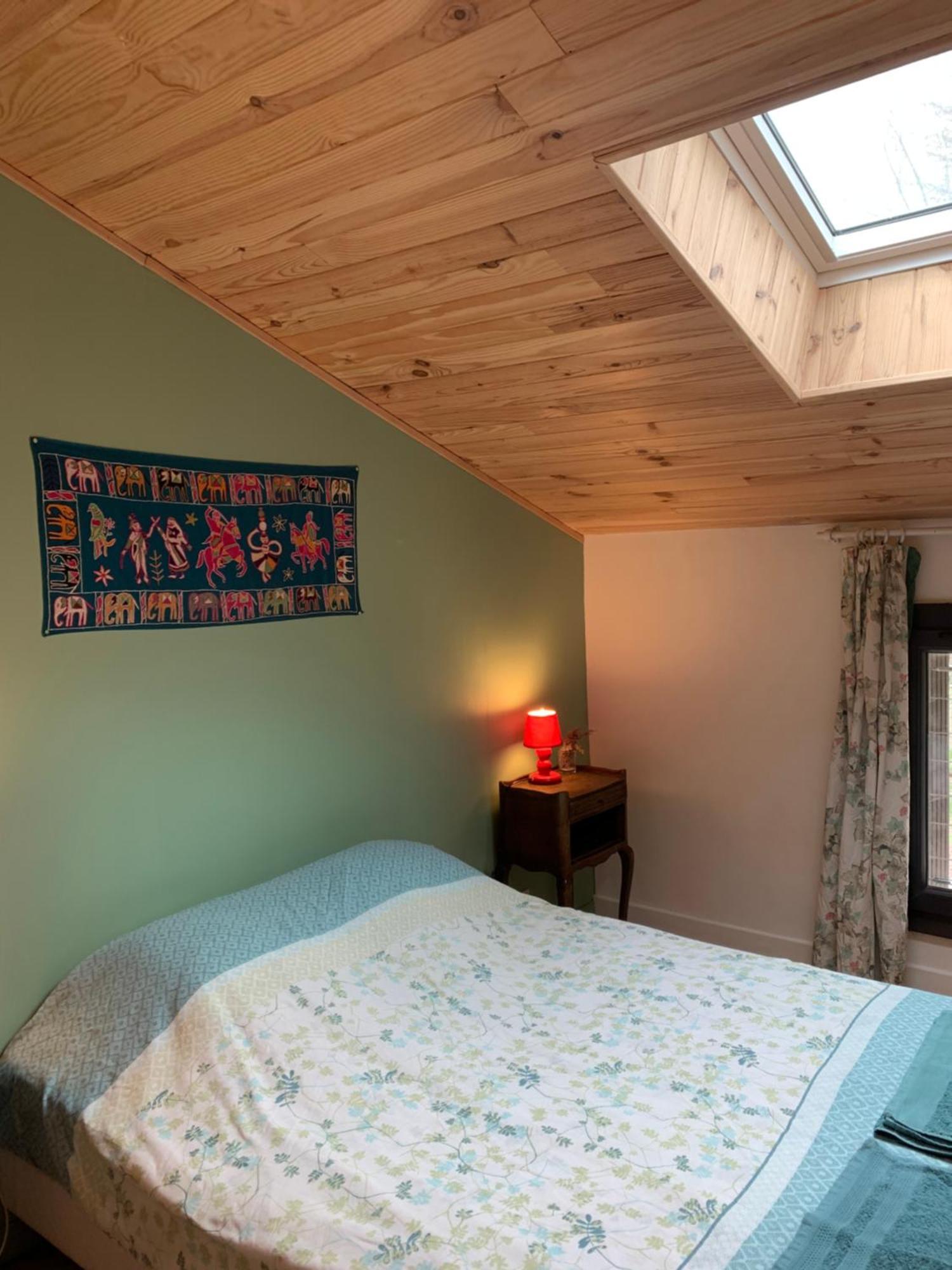Les Favouilles - Gite & Chambres D Hotes Dauphin ห้อง รูปภาพ